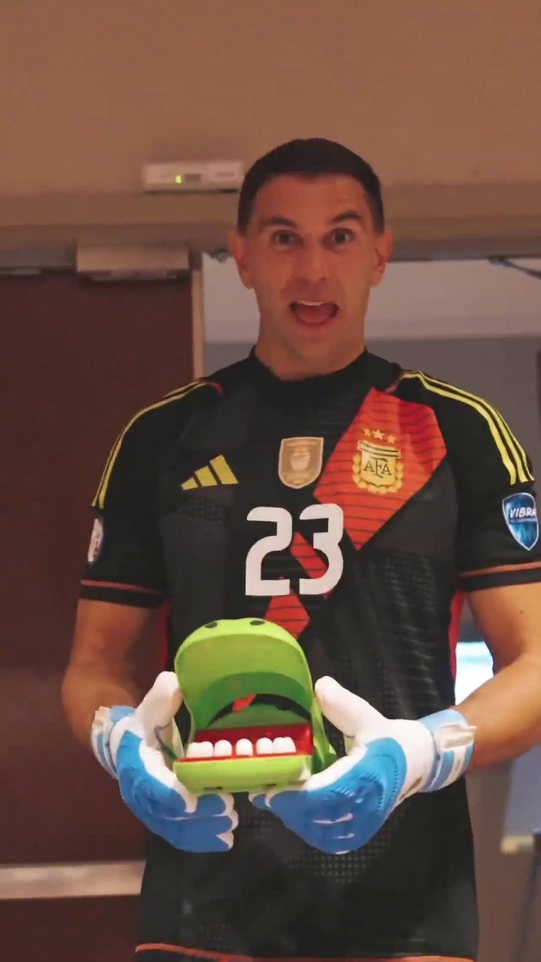 集结日阿根廷国家队备战亚冠,强势反弹细节流出,令人意外,医务组通报恢复(阿根廷最近18场战绩) 集结日阿根廷国家队备战亚冠,强势反弹细节流出,令人意外,医务组通报恢复(阿根廷最近18场战绩)