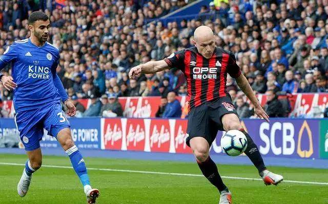 坎宁安康宁汉姆 坎宁安康宁汉姆