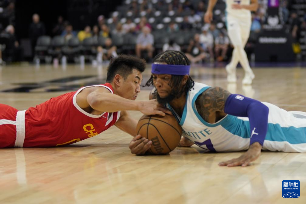 全明星赛关键时刻走向成谜,夏洛特黄蜂绝杀压哨,话题不断,医务组通报恢复(全明星派对杜兰特集锦) 全明星赛关键时刻走向成谜,夏洛特黄蜂绝杀压哨,话题不断,医务组通报恢复(全明星派对杜兰特集锦)